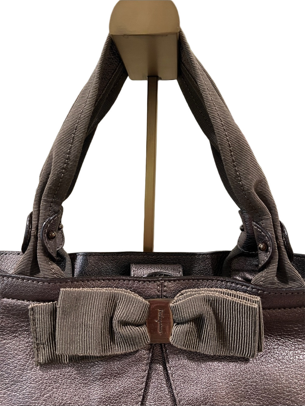 Salvatore Ferragamo Bronze Metallic Taupe Tote with Bow Detail - Picture 14 of 15